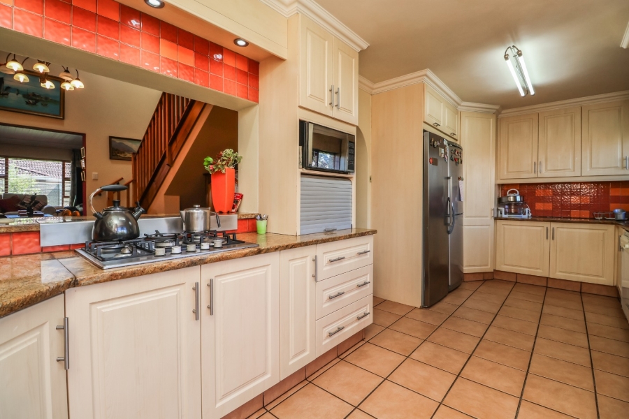 4 Bedroom Property for Sale in Groenvallei Western Cape